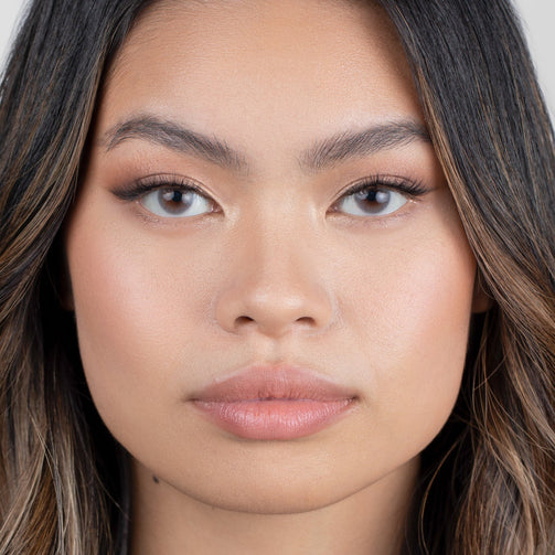 Husky Grey Colour Contacts, best light grey contacts, grey eyes